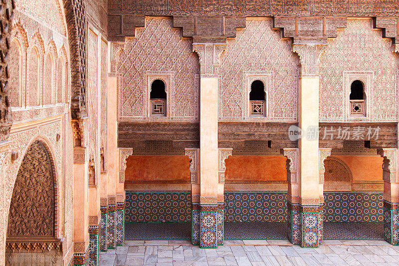 摩洛哥马拉喀什的Ali Ben Youssef Madrassa。